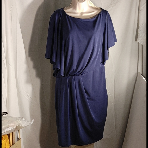 Vince Camuto Dresses & Skirts - Vince Camuto Navy size M Dress Short Sleeves Elastic Waist Zips under Arm